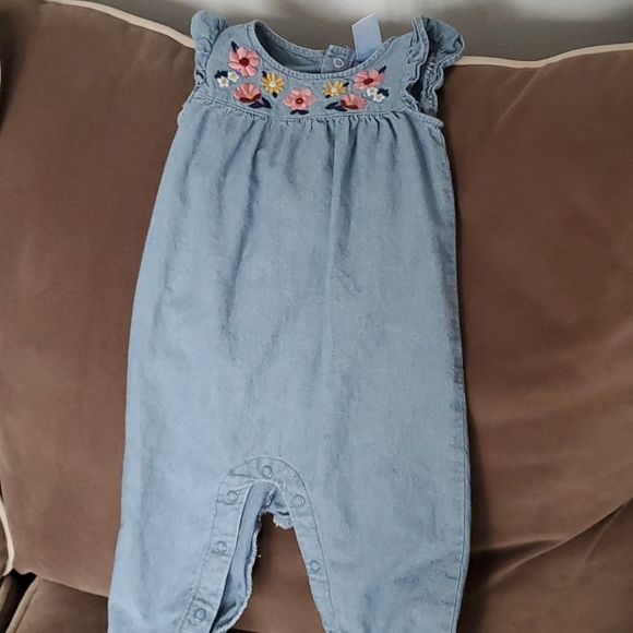 Carter's Other - Carters 5 Outfit Set 9 Months